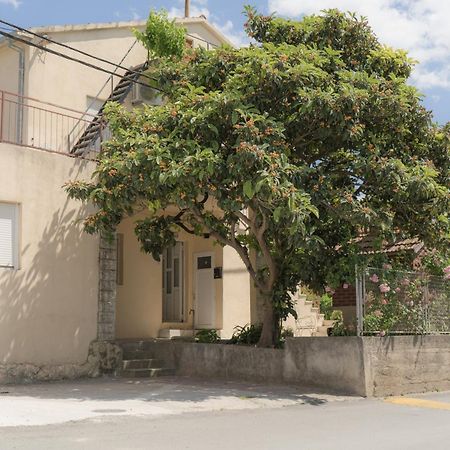 Apartment Gloria Kaštela エクステリア 写真