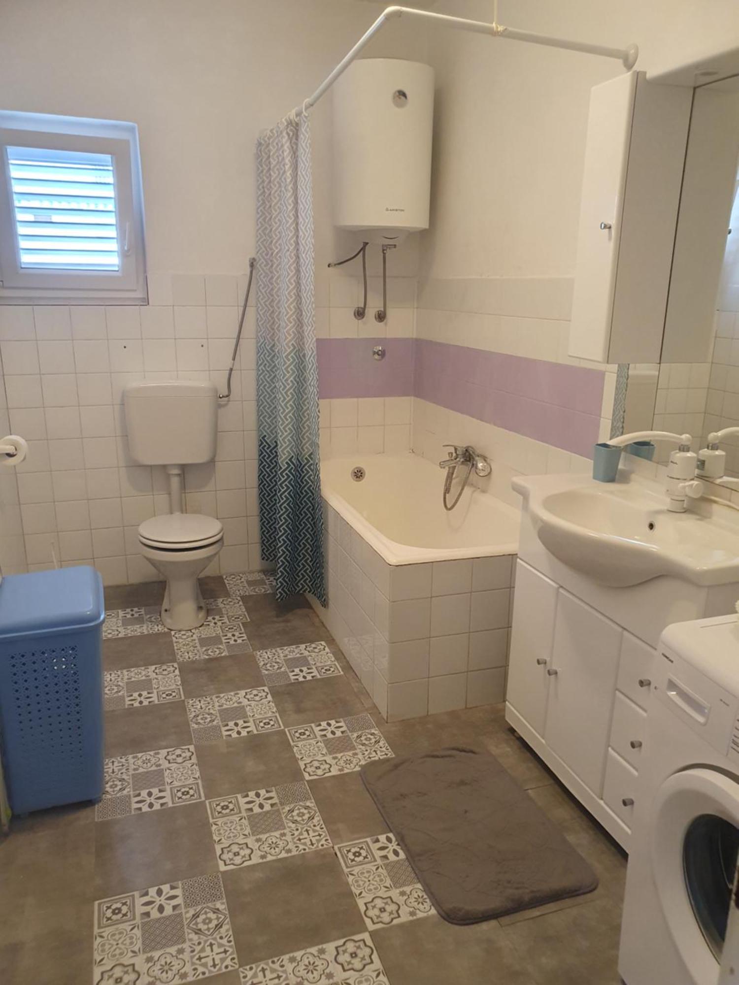 Apartment Gloria Kaštela エクステリア 写真