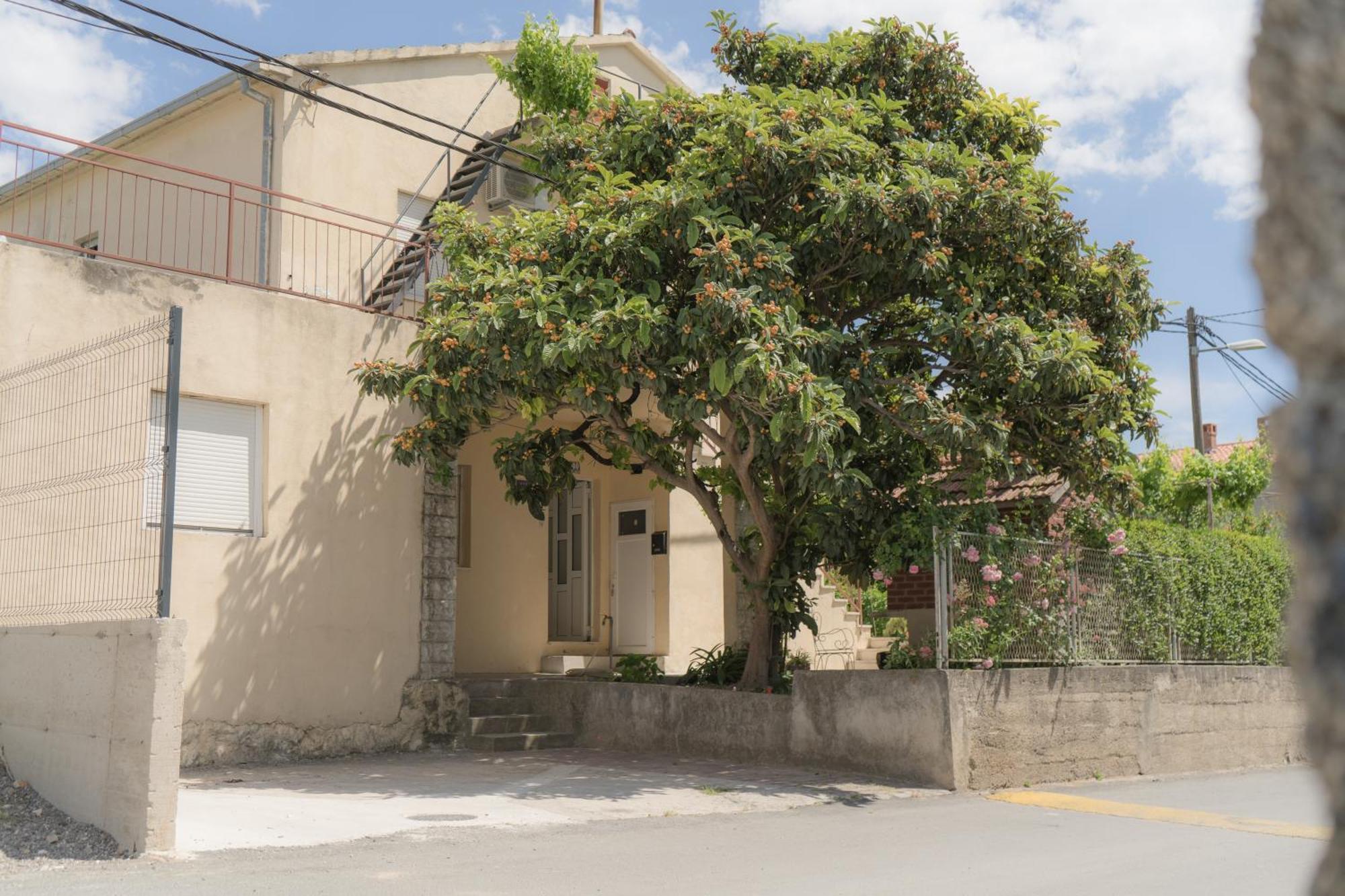 Apartment Gloria Kaštela エクステリア 写真