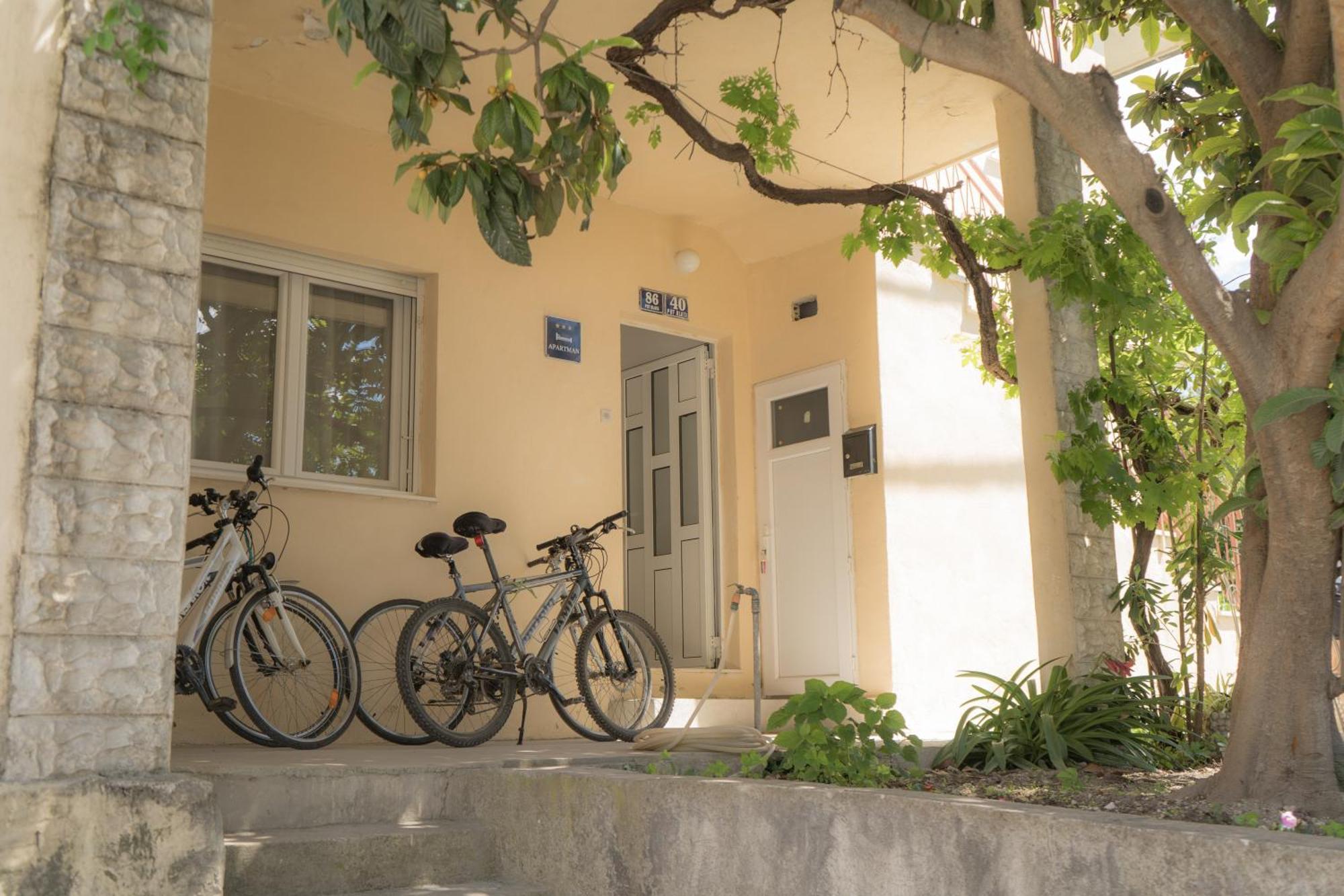 Apartment Gloria Kaštela エクステリア 写真