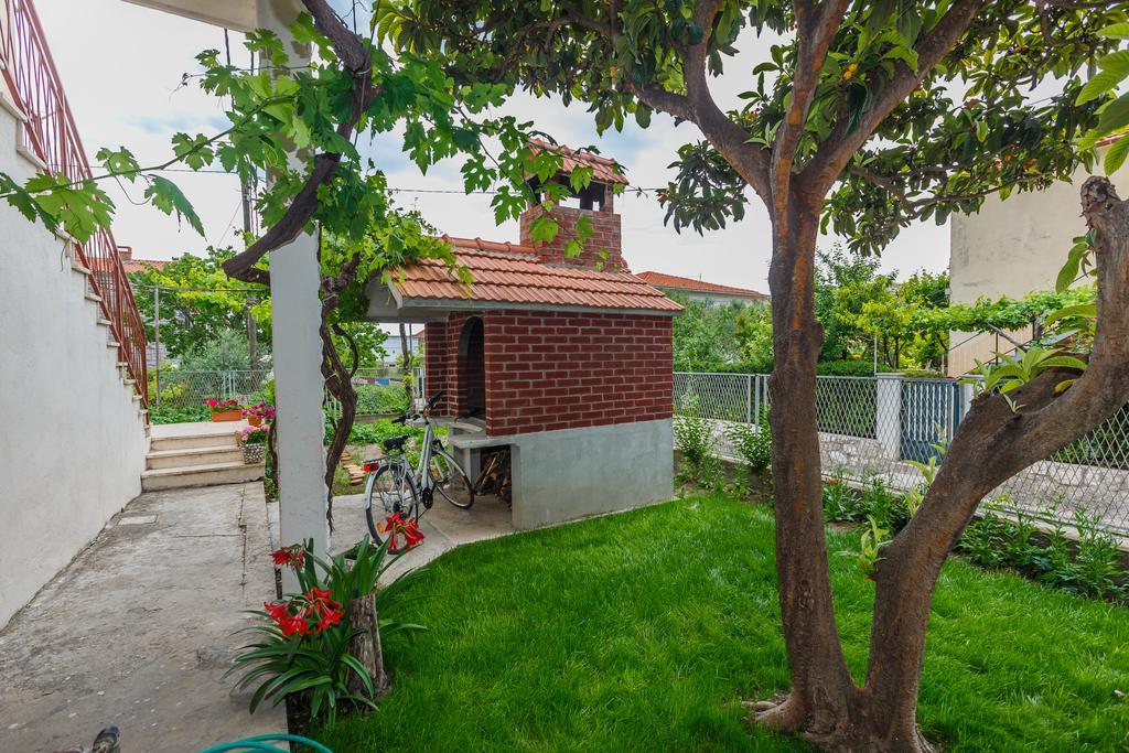 Apartment Gloria Kaštela エクステリア 写真